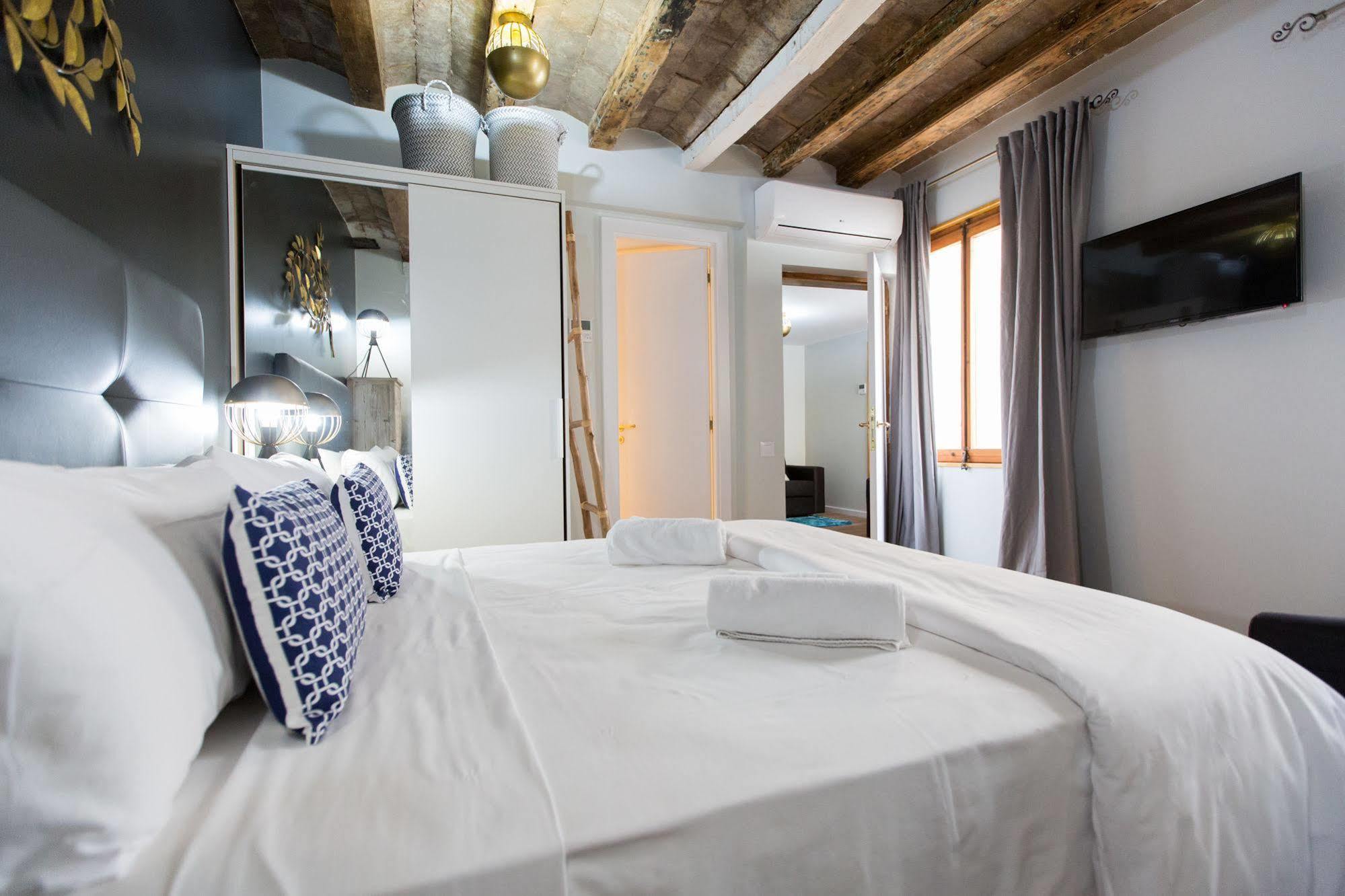 En Ferran By The Streets Hotel Barcelona Exterior foto